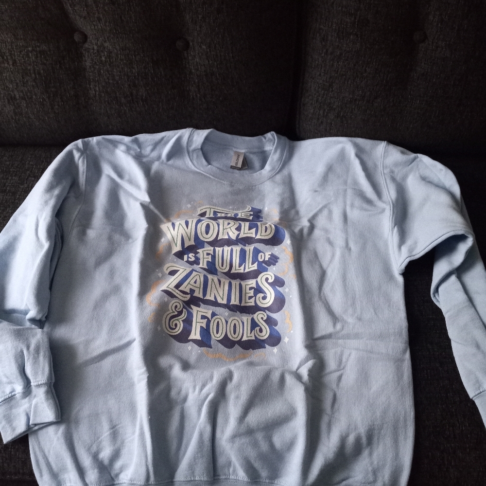 Sweatshirt (no hoodie)